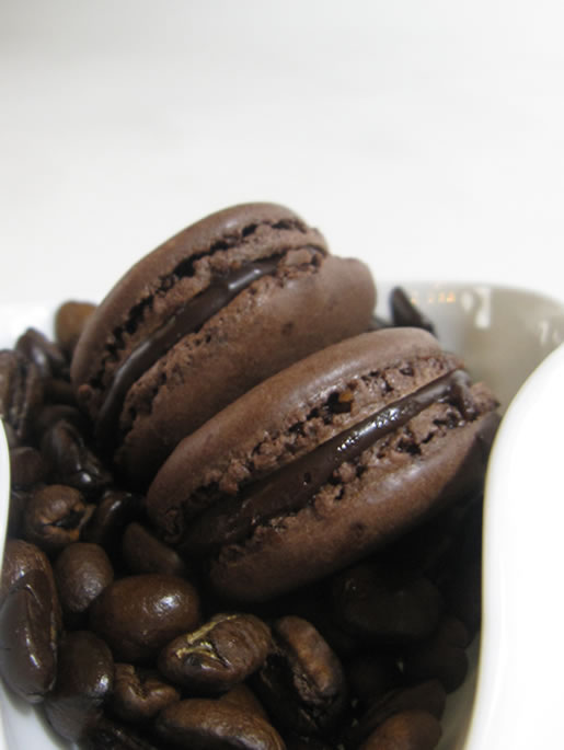 the dark side – Chocolate Macaron w Bittersweet Mocha Ganaché