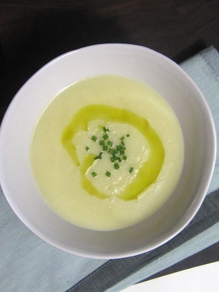 young love … how sweet it is – spring garlic soup