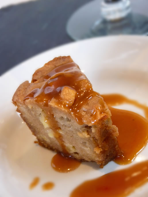 trizzle your treat – toffee apple cake