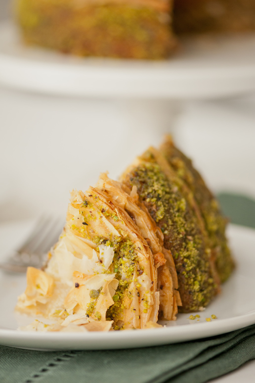 bake a bakla — pistachio baklava cake