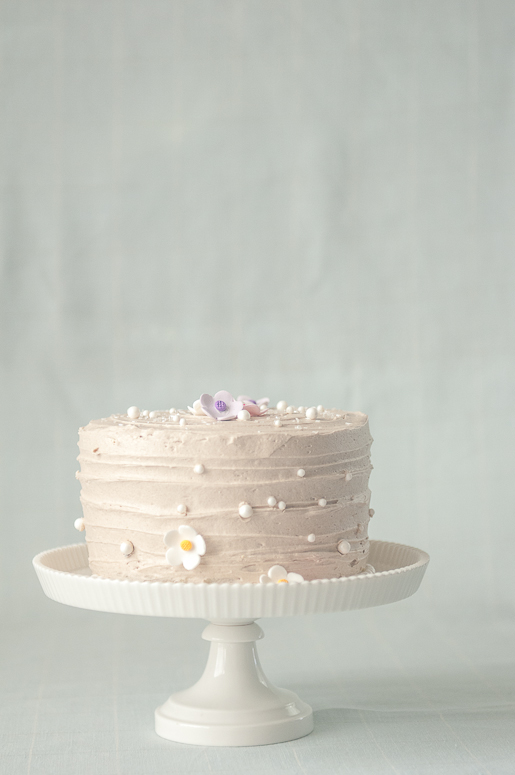 a natural beauty – matcha-azuki cake