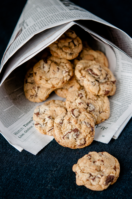 favorite basics – dark chocolate chip cookies