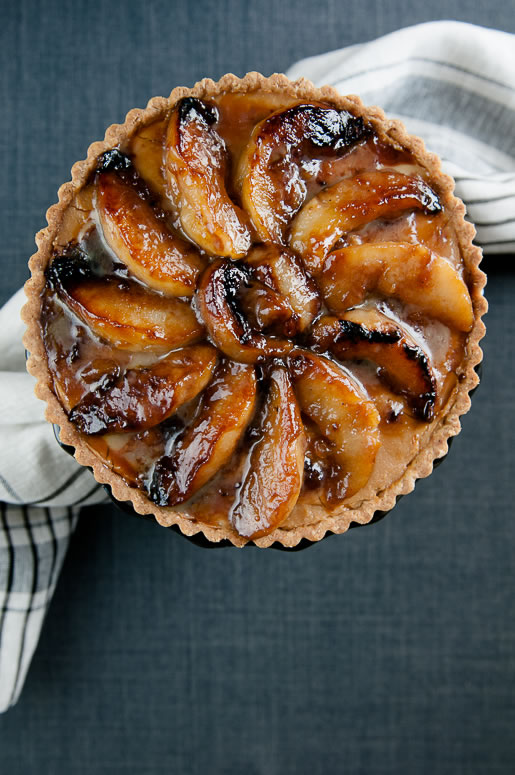 a round of fruit – dulce pear tart