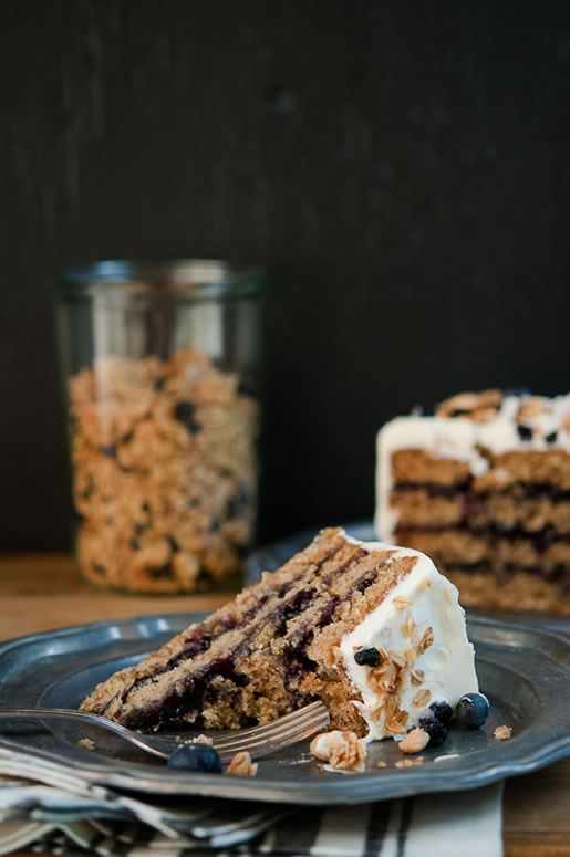 oat couture – blueberry almond granola cake